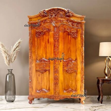 Vintage Style Solid Wood Double-Door Wardrobe / Heritage Armoire